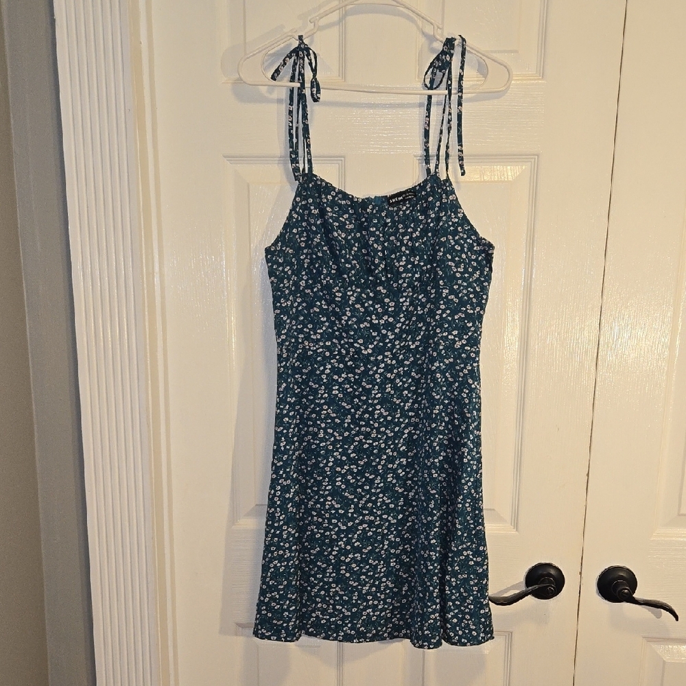 SHEIN Green Floral Spaghetti Strap Mini Sundress